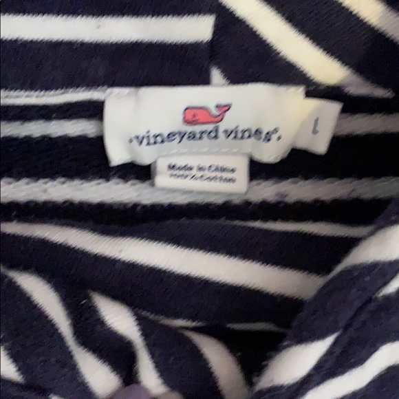 Vineyard vines, sweater - Picture 3 of 3